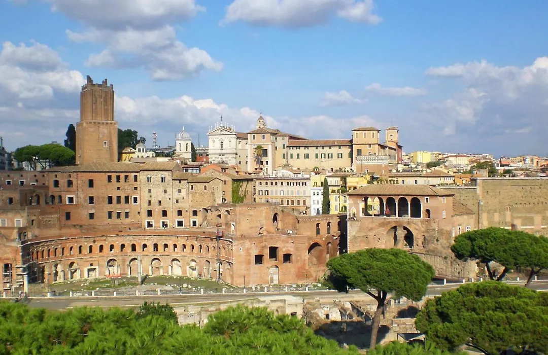 Roma center Fori Imperiali Raffy's charming Suite-1